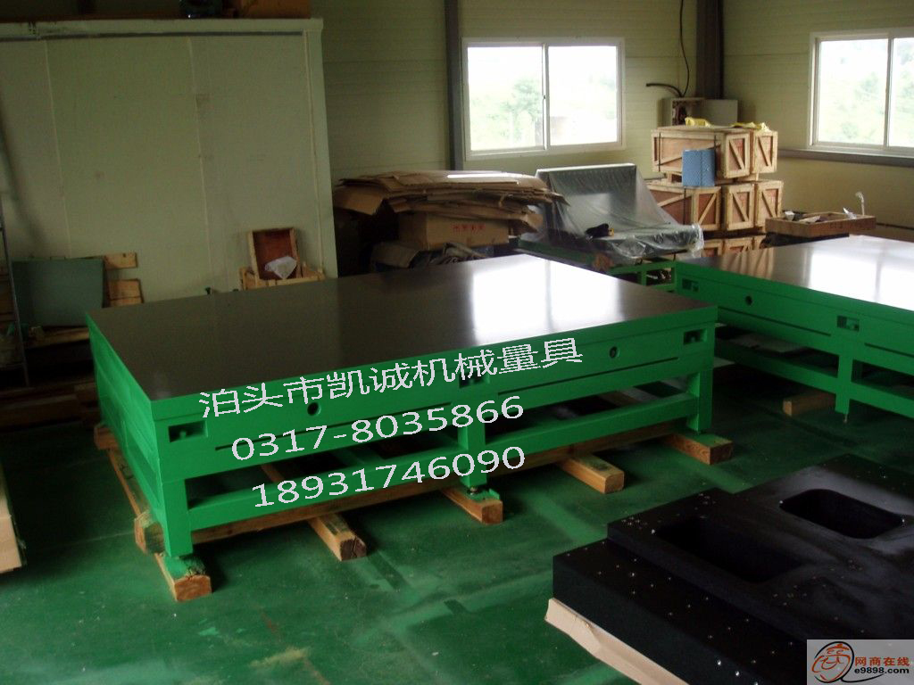 钣金工作台，灰铁铸造1500*3000